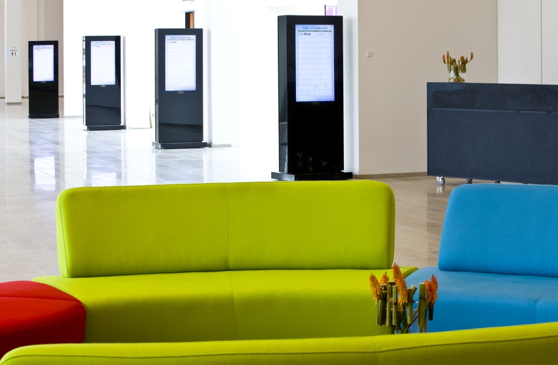 monitores de diseño escandinavo para hoteles