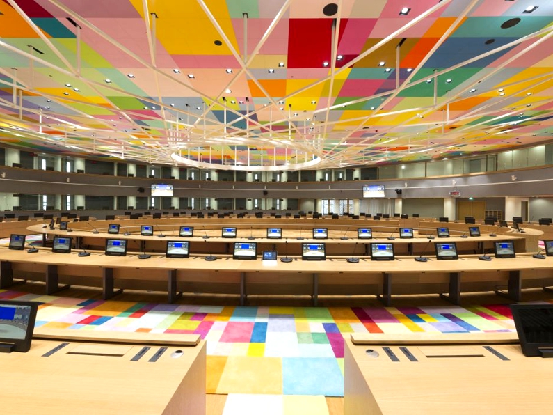 Nous sommes heureux de vous annoncer l’installation des moniteurs AH2 d’Arthur Holm au nouveau siège du Conseil de l’Union européenne à Bruxelles