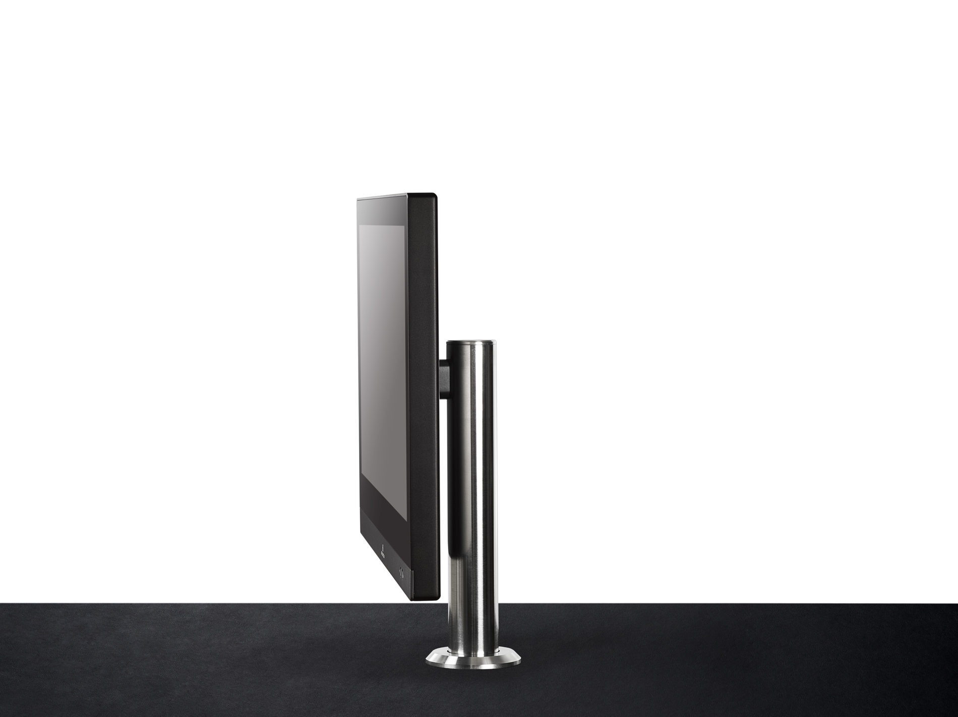 reception monitor for hotels and welcome counters