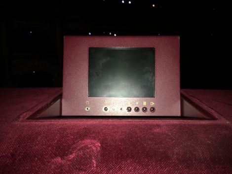 pantalla motoritzada per a subtítols