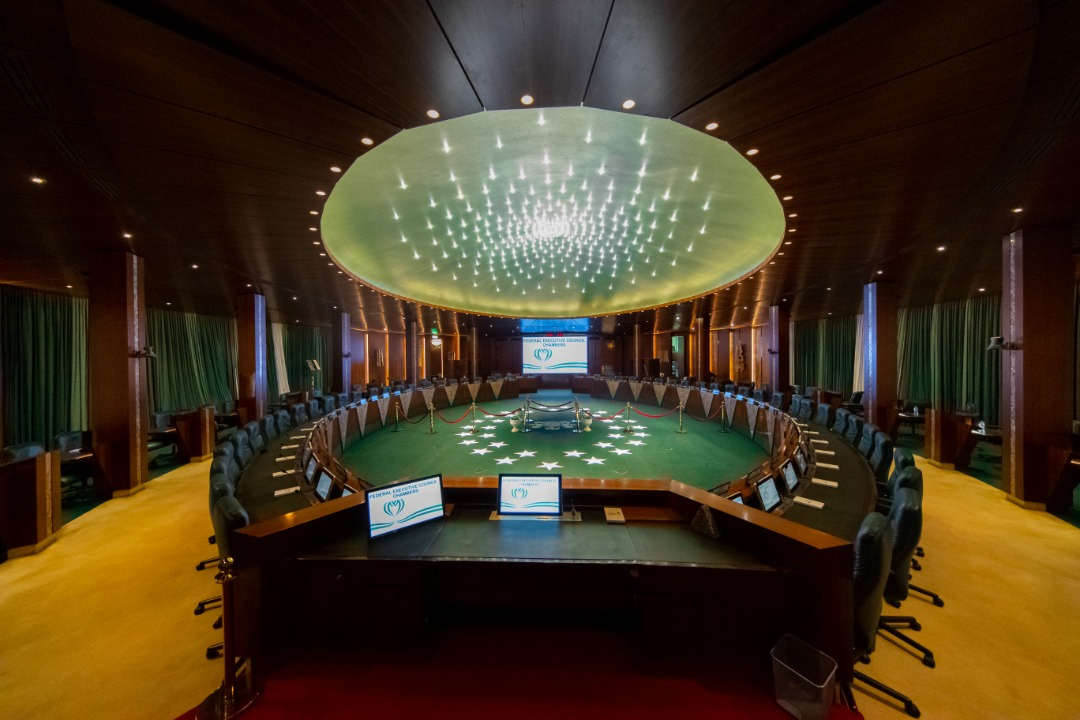 Kundenspezifische DynamicX2Talk-Konferenzlösung anlässlich der Überarbeitung in der nigerianischen Präsidentenvilla (Bundesratsgebäude)