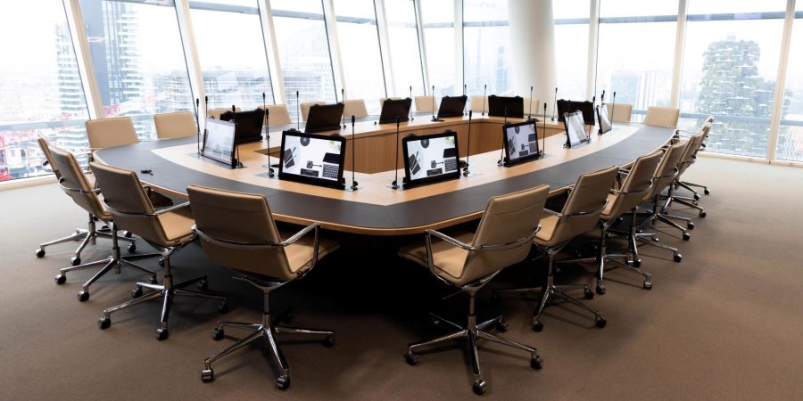 Connecting the Financial Workplace Experience: From Siloes to Seamless Integration with Arthur Holm