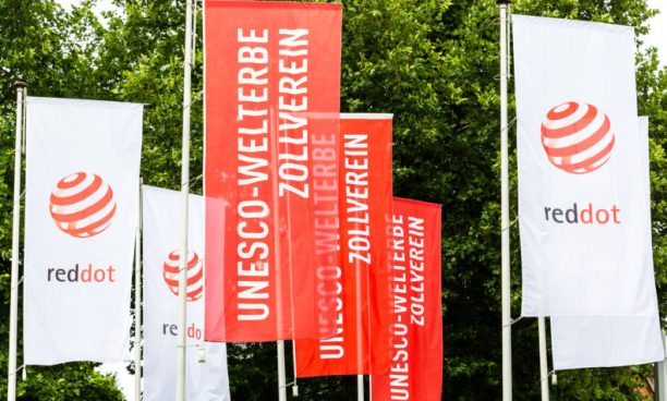 reddot-flags-entrance-e1499941061603